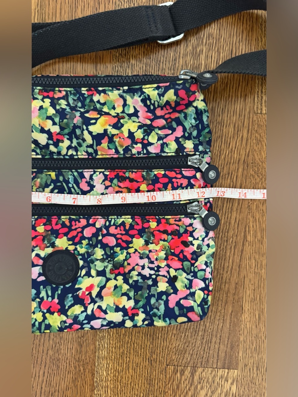Kipling Alvar Crossbody Bag in Sweet Bouquet Adjustable strap Multi Pockets EUC - Picture 8 of 11